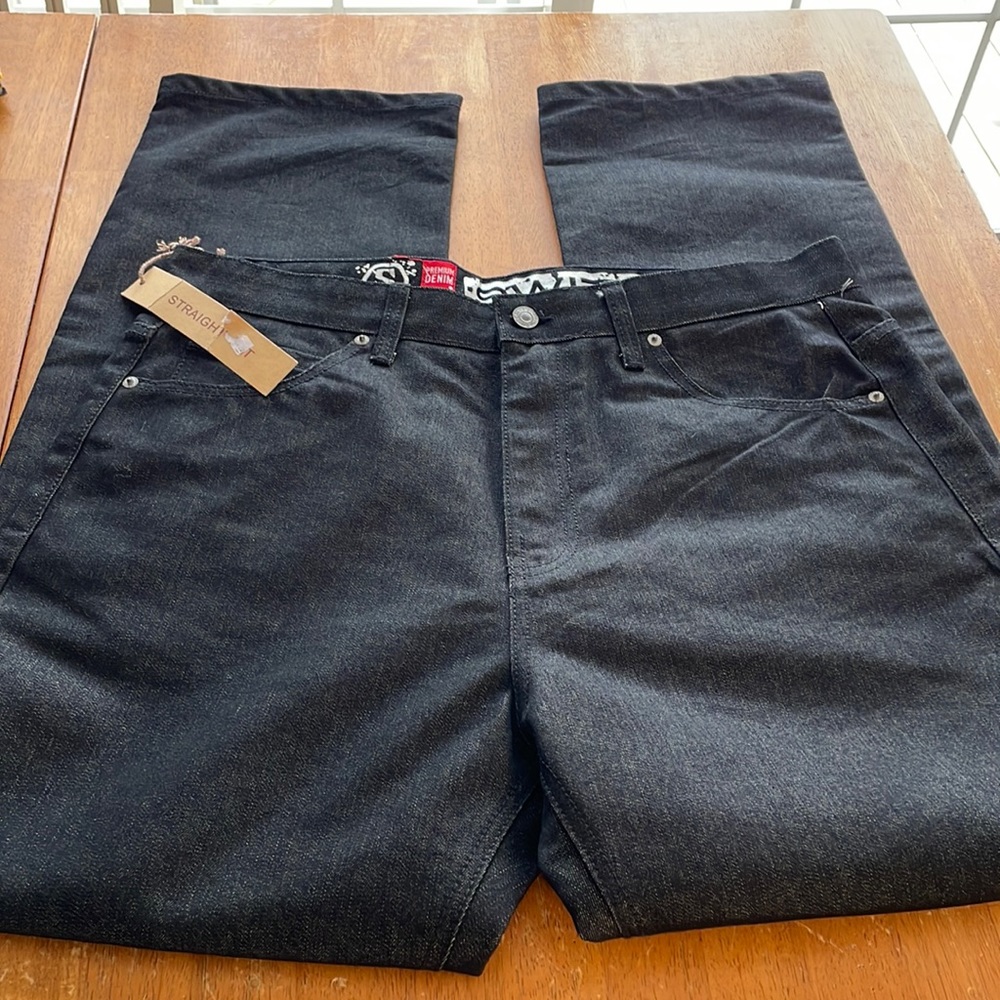 Men’s Switch NY&Co straight leg jeans size 38